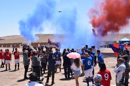 Copa del Desierto: históricos de U. de Chile jugaron su revancha frente a exfutbolistas de Iquique en el altiplano