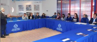 Estudiantes bolivianos conocieron trabajo que realiza la Facultad de Ciencias Empresariales