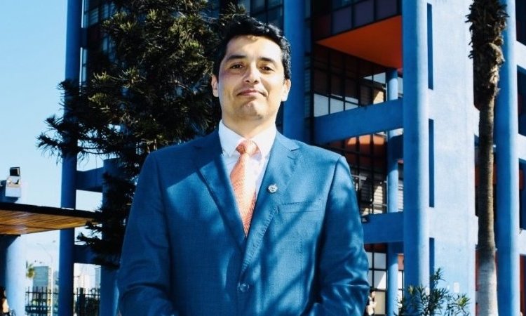 Raúl Castillo, Director