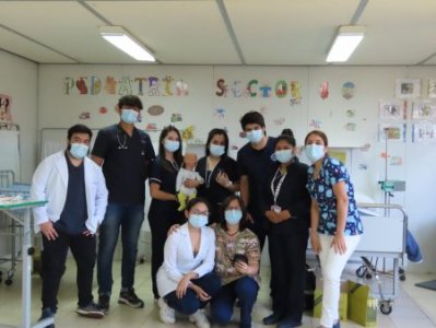 Estudiantes de Enfermería de la UNAP participan de laboratorios presenciales