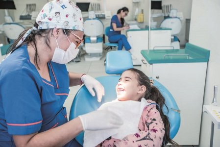 UNAP está entre las 8 Universidades del país con mejor carrera de Odontología