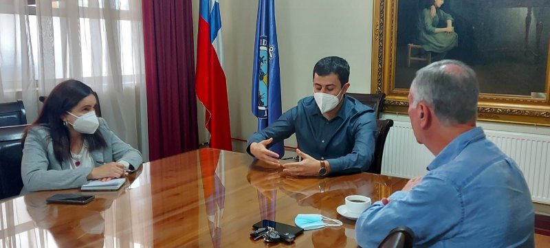 Diversos temas de interés se abordaron en encuentro entre el Director de la UNAP Sede Victoria y el Diputado Jorge Saffirio