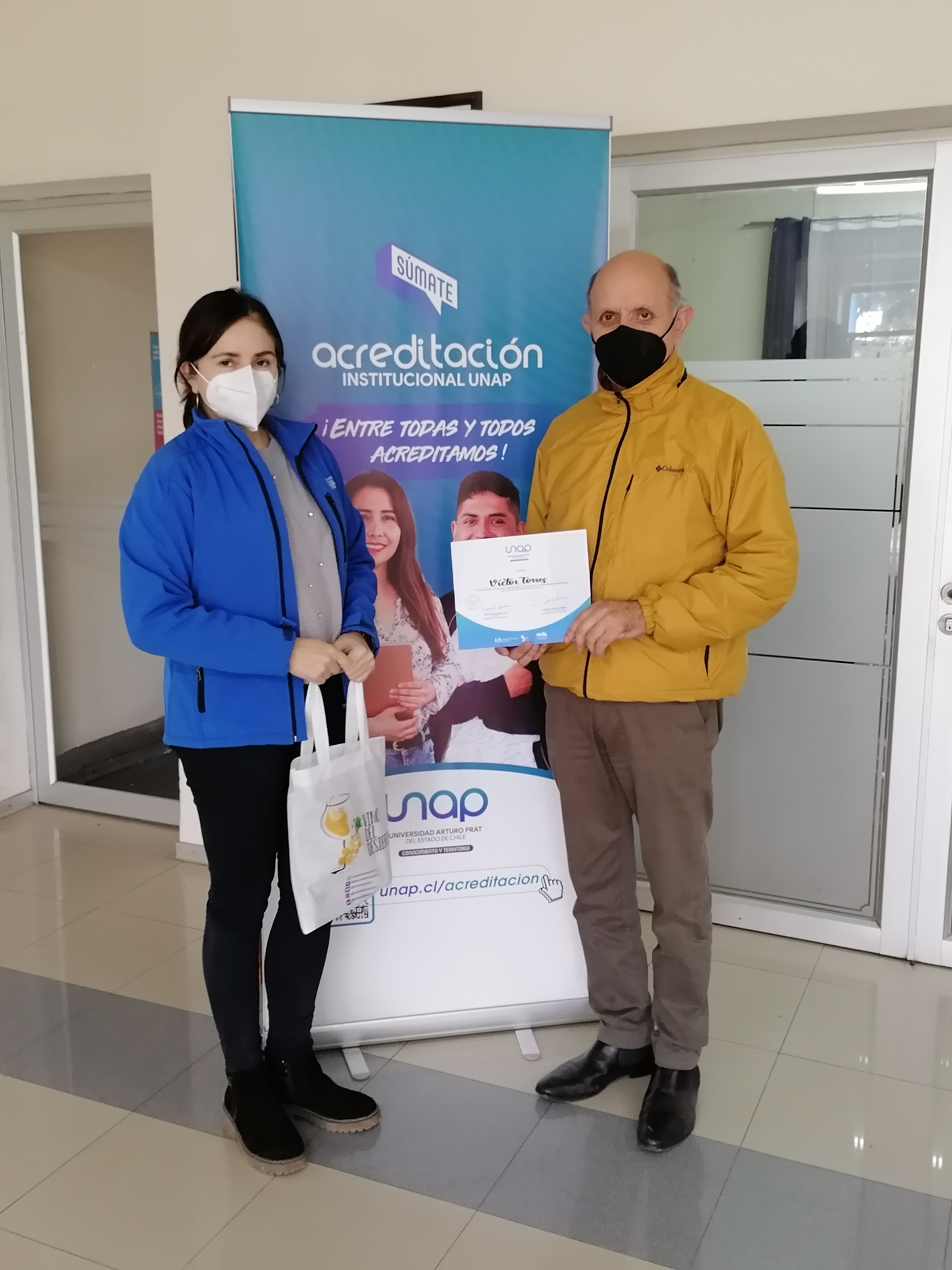 Funcionario de la UNAP Sede Victoria se adjudica el primer lugar en concurso interno de poesías y cuentos
