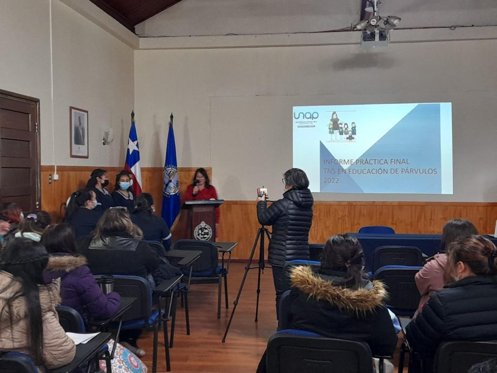 Con importante acto estudiantes de Asistente en Educación de Párvulos expusieron sobre el cierre de sus prácticas profesionales