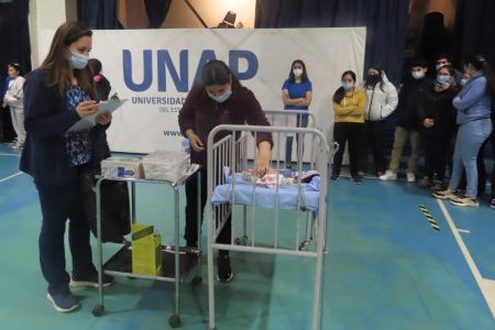 Estudiantes de tercer año participan con entusiasmo en la primera versión de la “Yincana Internacional” de Enfermería