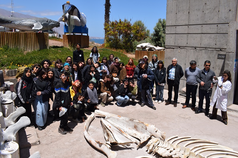 Escolares de Santiago conocieron fauna marina de Tarapacá en la Facultad de Recursos Naturales Renovables