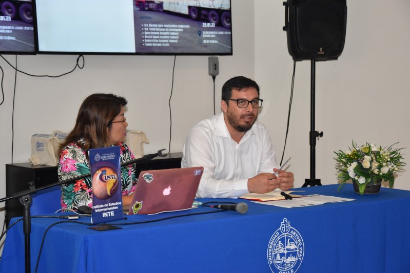Jornada de difusión sobre los resultados del Proyecto Fondecyt Nº 1201054 contó con la participación del delegado presidencial de Tarapacá, empresarios de ZOFRI y la comunidad académica