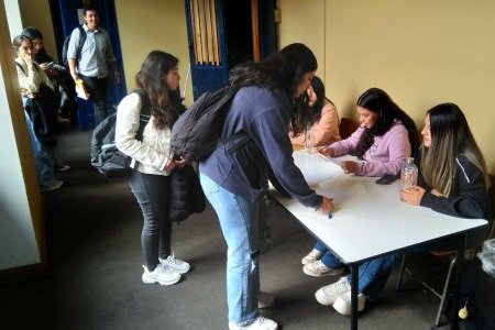 Estudiantes de Psicología consolidan su Tribunal Calificador de Elecciones tras concurrida votación