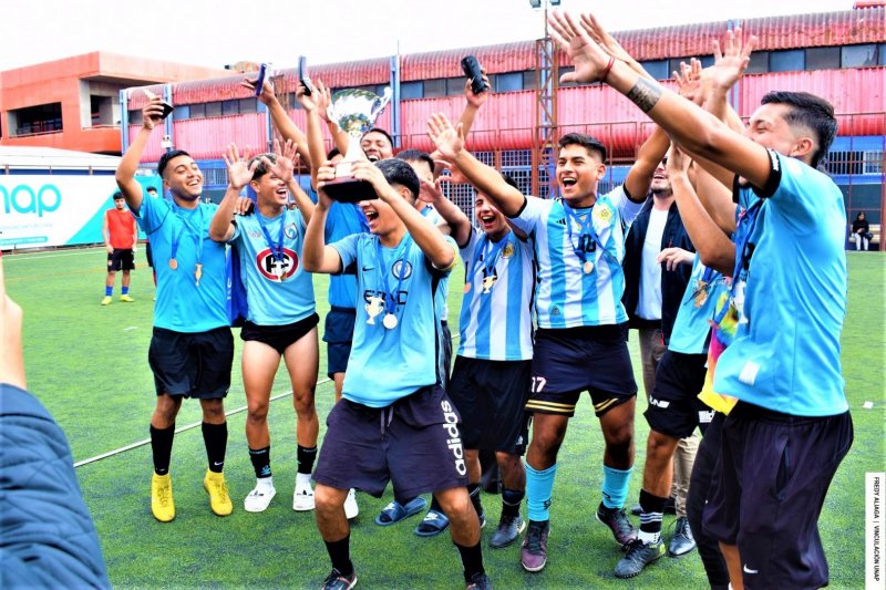 Estudiantes de Kinesiología ganaron el Campeonato Fútbol 7 de la UNAP