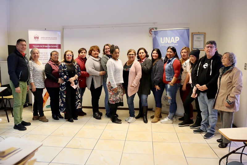 Líderes Vecinales se capacitan en el Centro Docente Unap Antofagasta