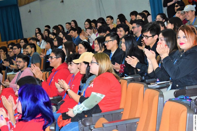 UNAP realizó encuentro nacional con jóvenes que apoyan a estudiantes en sus primeros años de universidad