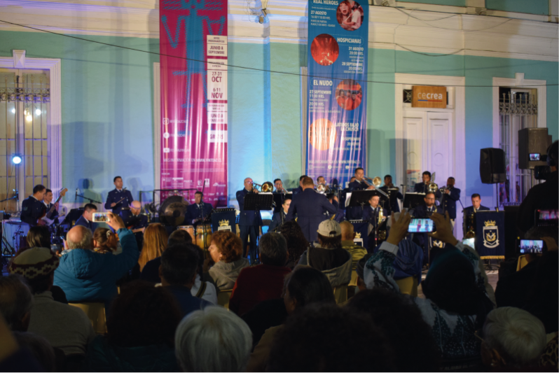 Tres bandas de jazz llenaron de música y emoción las calles de Iquique