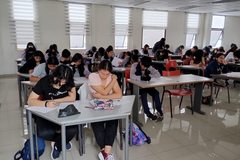94 estudiantes de Iquique y Alto Hospicio rindieron prueba para participar en la Olimpiada Nacional de Matemáticas
