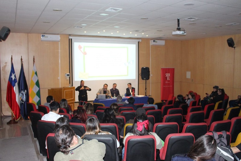 UNAP y Servel realizaron seminario sobre democracia, descentralización y participación ciudadana