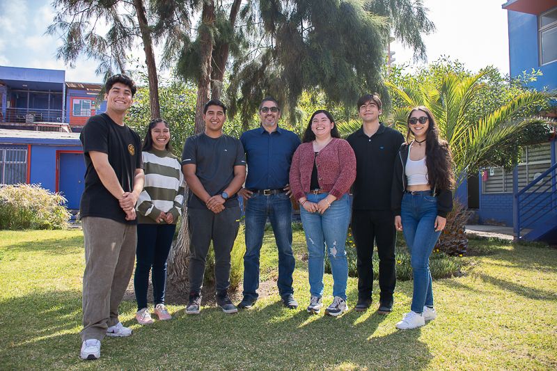 Delegación de estudiantes y académico participaron en " I Encuentro de Estudiantes de la Macroregión Andina" organizado por la Embajada de Chile