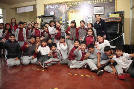 Alumnos de la Escuela Selva Oscura visitan la Universidad Arturo Prat Sede Victoria