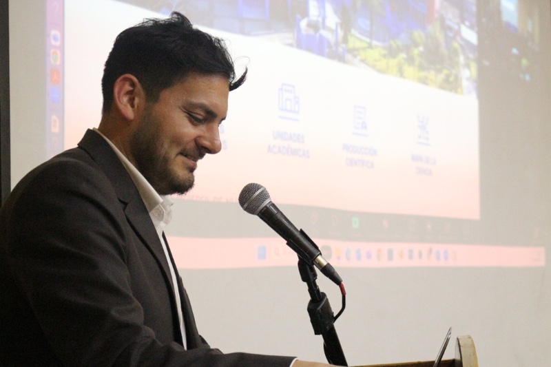 Entre Harvard y Chile: Universidad pública, pensamiento crítico y la avanzada libertaria