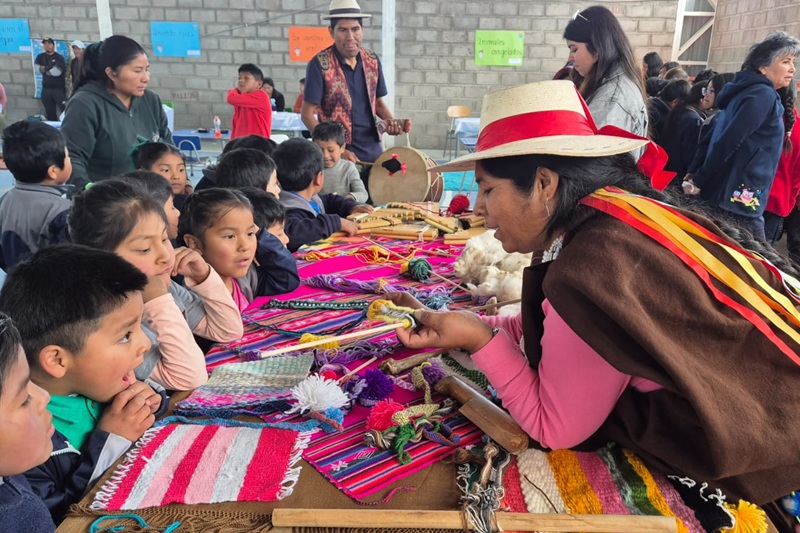 En Colchane Feria de las Ciencias impulsó el aprendizaje científico y las artes con identidad