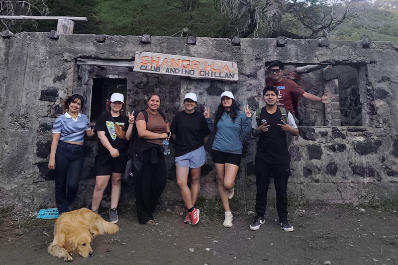 Estudiantes de Pedagogía en Matemáticas y Física destacan como expositores en congresos y jornadas 2025