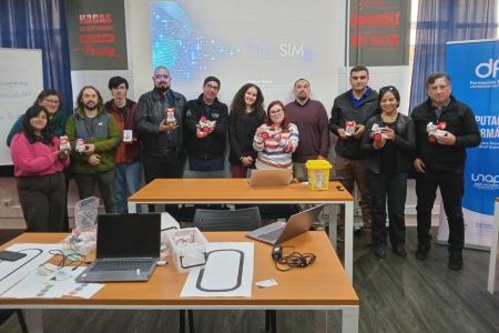 Con docentes de diversos establecimientos de la comuna se realizó el esperado Workshop de Robótica Educacional