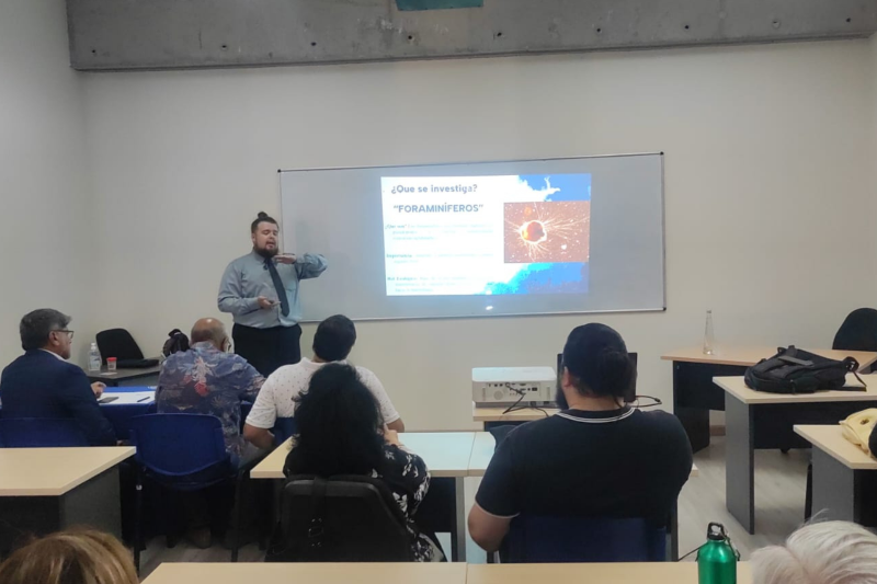 Biología Marina UNAP impulsa investigación multidisciplinaria