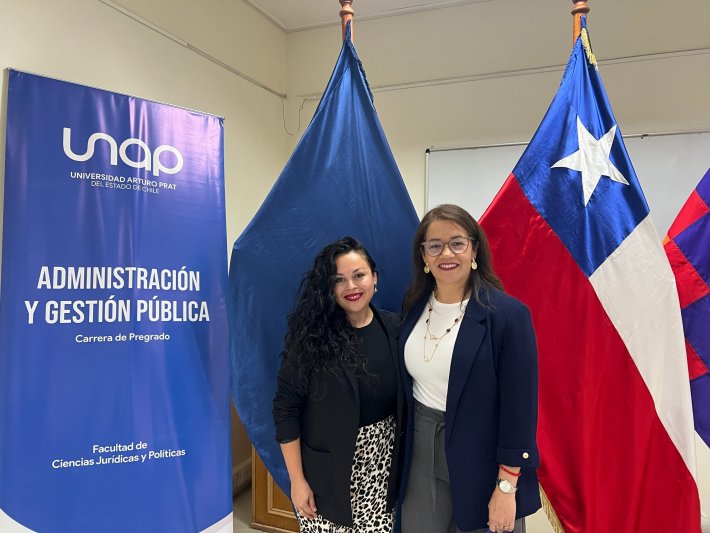 Hito institucional: Carrera de Administración y Gestión Pública titula a sus dos primeras profesionales con investigaciones de alto impacto regional